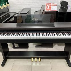Đàn Piano Điện Yamaha CLP-123 2 Piano Yamaha giá dưới 10tr