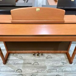 Đàn Piano Điện Yamaha CLP-170 3 dan-piano-dien-yamaha-clp170