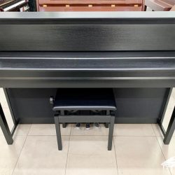 piano-dien-yamaha-clp-685