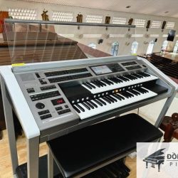 Electone Yamaha ELS02C 1