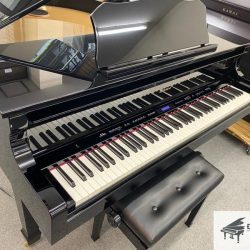Piano Roland GP609