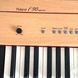 Đàn Piano Điện Roland F90 1 roland-f90
