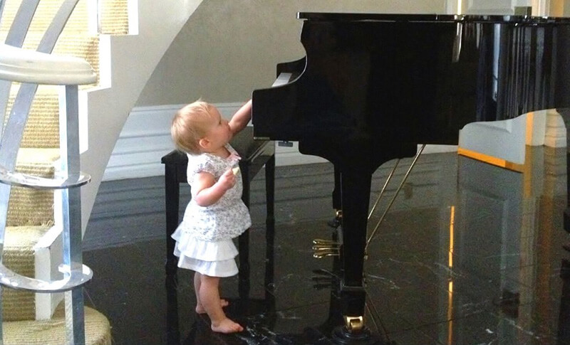 Những điều cần biết khi cho trẻ học đàn piano Những điều cần biết khi cho trẻ học đàn piano