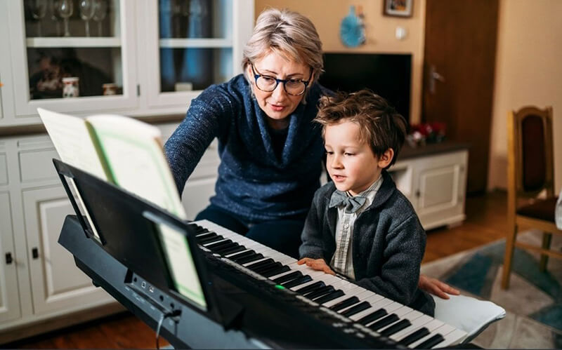 8 điều cần biết khi cho trẻ học đàn piano 5 2