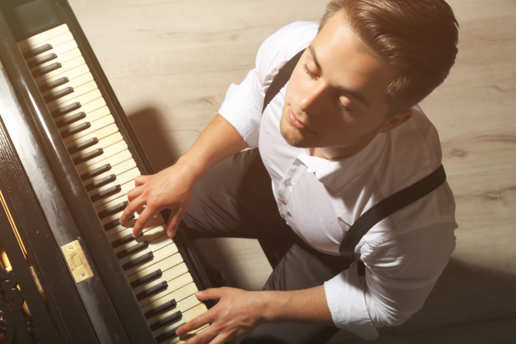 7 lợi ích cho trí não khi chơi đàn piano
