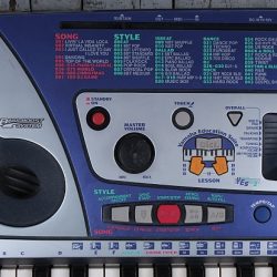 Đàn organ Yamaha PSR-260 3 Dan organ Yamaha PSR 260 2