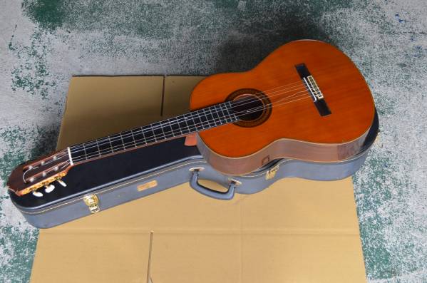 Yamaha GC-5-guitar