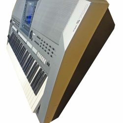 PSR S700 3