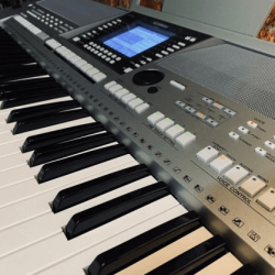 Đàn organ Yamaha PSR-S710 4 PSR S710 2