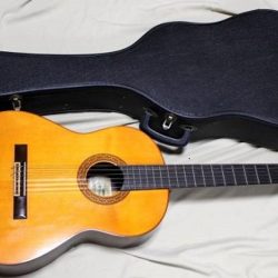 Đàn Guitar Yamaha GC-3 1 Yamaha GC 3 3