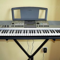 Đàn organ Yamaha PSR-E413 2 psr e413 2