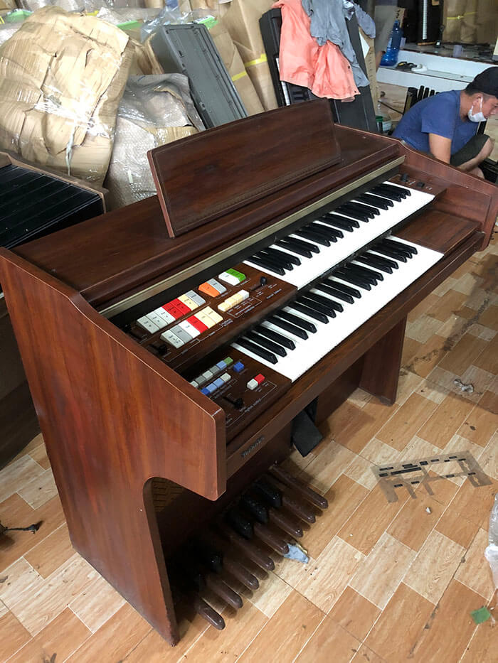 Đàn tặng tháng 10-2021 3 technick E10 2