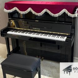 Dan Piano Yamaha UX3
