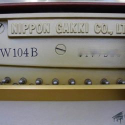 Đàn Piano Cơ Yamaha W104B 2 Yamaha-W104B