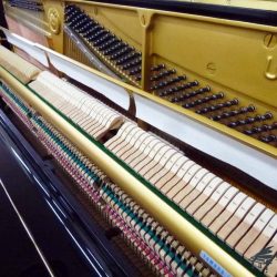 Đàn Piano Cơ Yamaha U2A 1 Yamaha-U2A