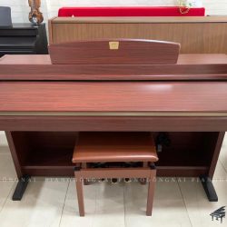 Đàn Piano Điện Yamaha CLP-240 1 piano dien yamaha clp 240
