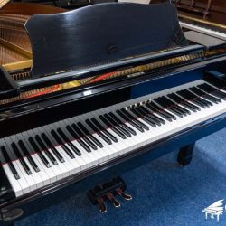 YAMAHA C5B 2 PIANO YAMAHA C5B