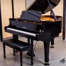 Yamaha-C-1-Grand-Piano