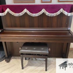 Đàn Piano Cơ Yamaha U5B 1 Yamaha U5B 2