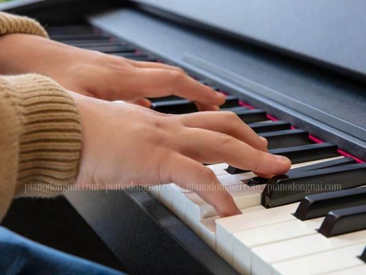 piano-roland-f107