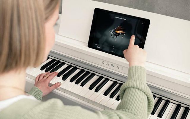 kawai-cn201-vs-cn301