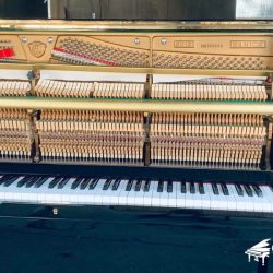 piano-co-samick-su121