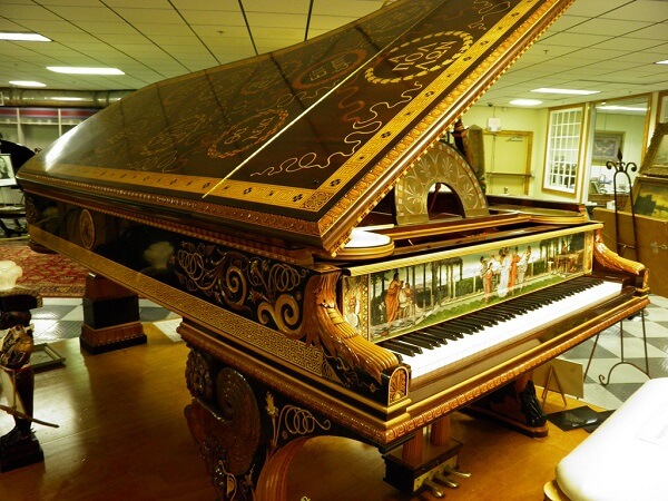 Piano cơ và Piano điện bạn nên chọn loại nào ? 6 piano co 1