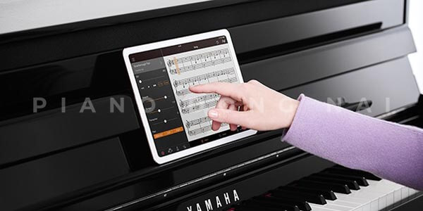 Yamaha CLP 800